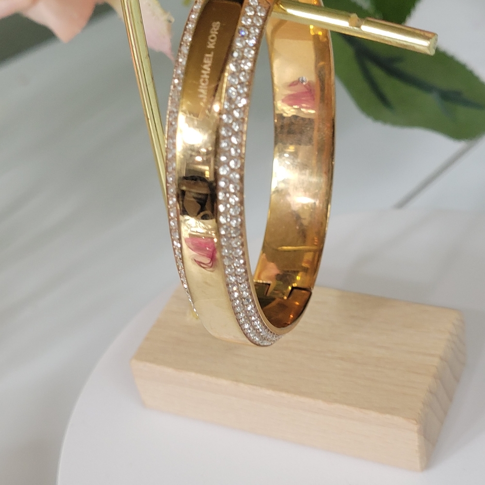MK Michael Kors Rose Gold Swarovski Crystals Hinged Bangle Bracelet IN GIFT BOX. - Picture 7 of 12